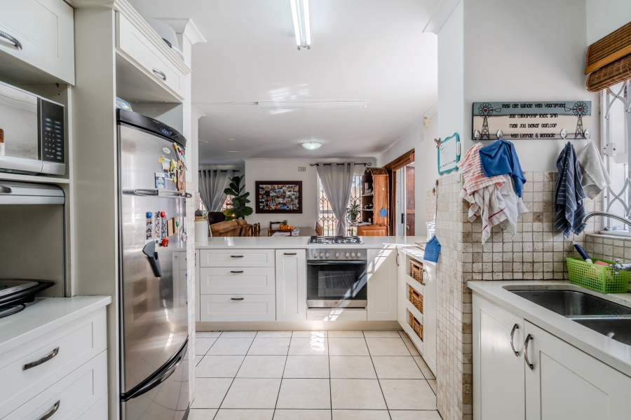 4 Bedroom Property for Sale in Northshore Western Cape
